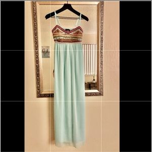 Venus Long Sleeveless Dress Size XS